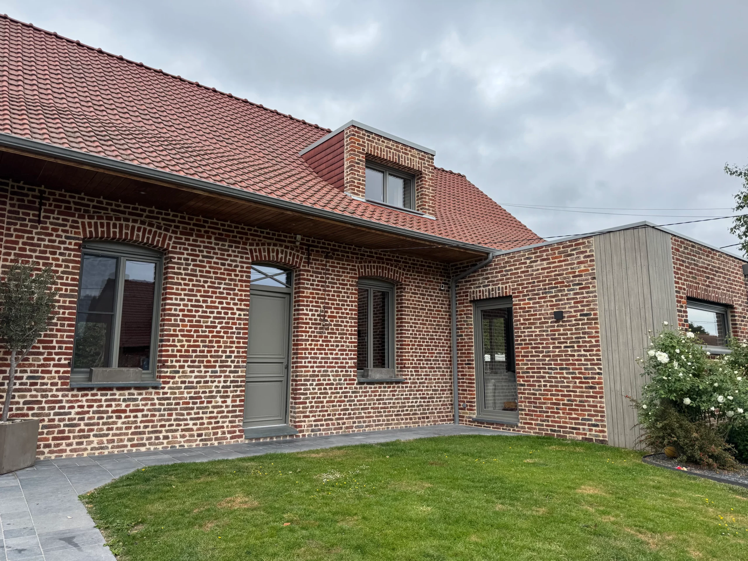 renovation-menuiserie Rénovation menuiserie pvc gris beton sur mesure